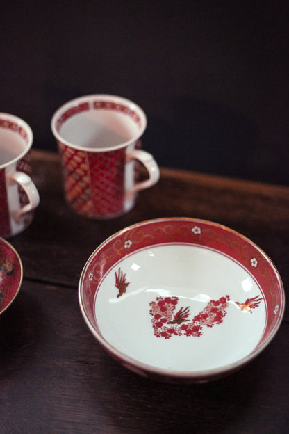 Reddish Orange Imari Bowl - Vintage Gilded Bowl