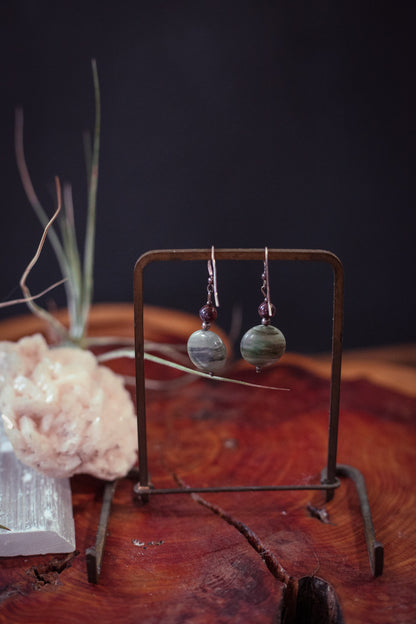 Round Moss Agate drop earrings - Vintage Estate Jewelry