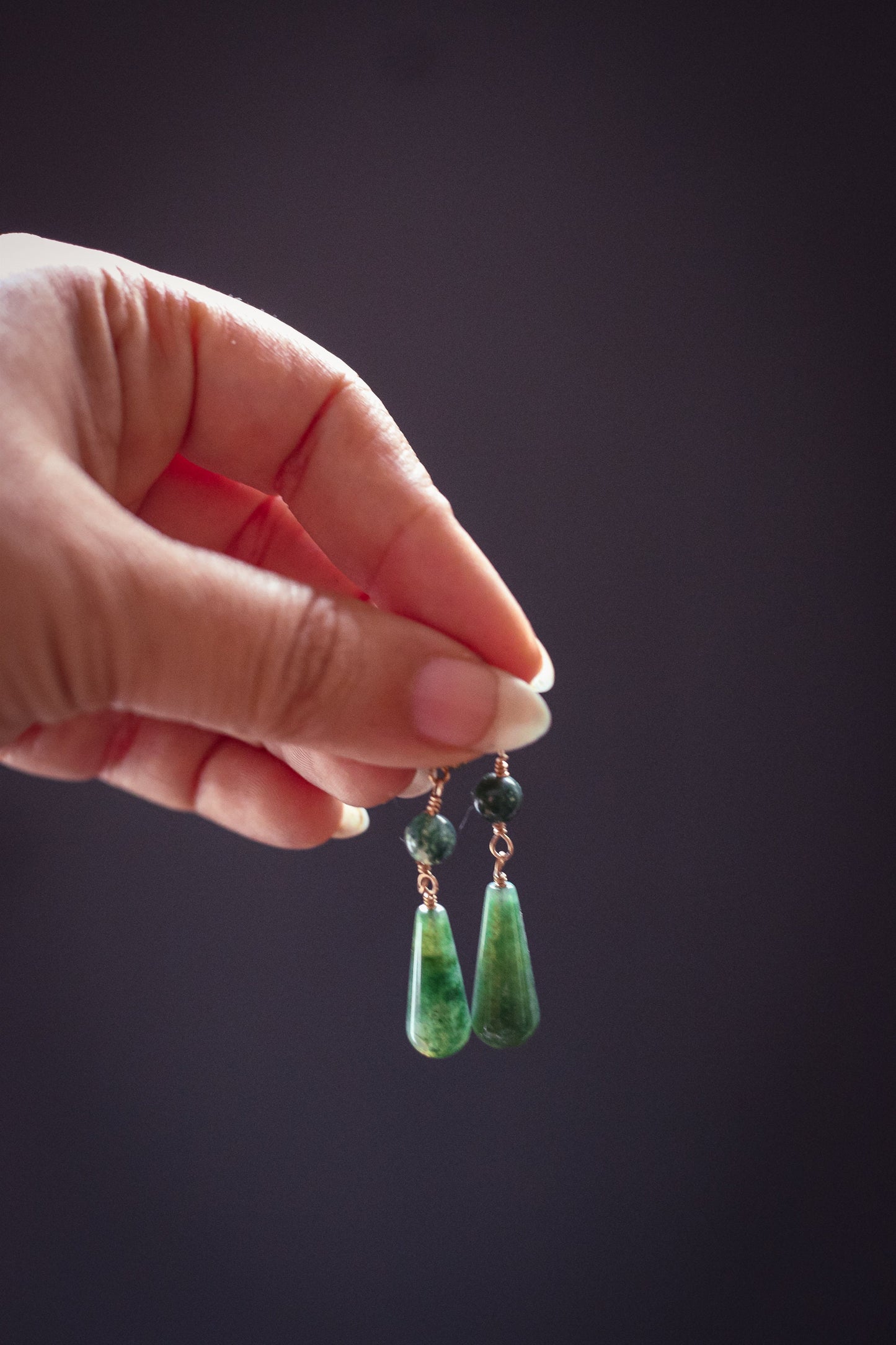 Nephrite Jade tear drop earrings - Vintage Estate Jewelry