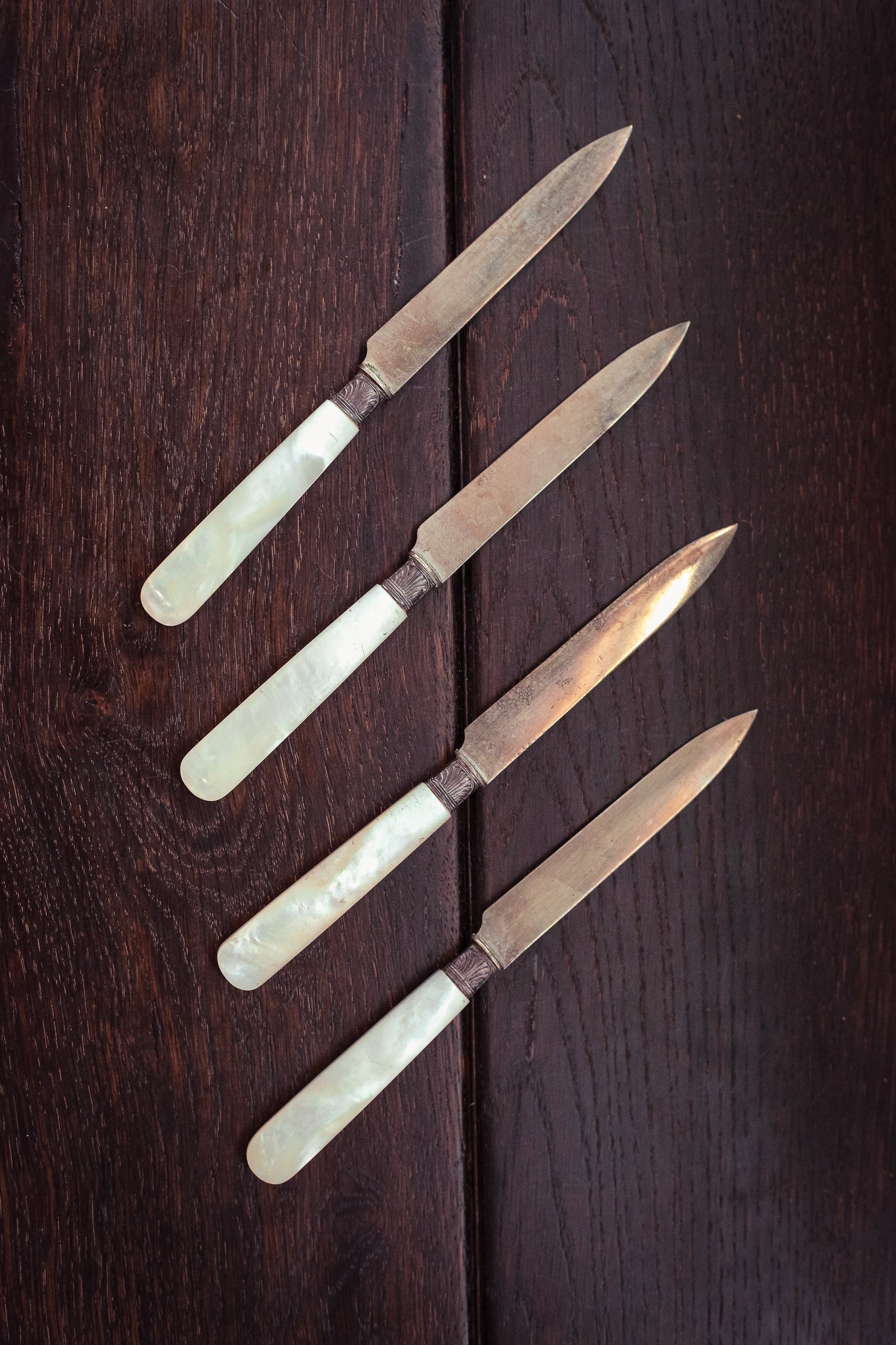 Mother of Pearl & Silver Knives set of 4 - Vintage MOP Handle Silver Ferrule Knives