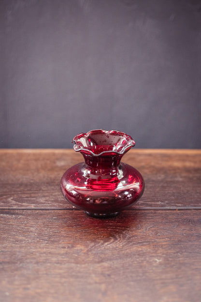 Red Ruffled Edge Glass Vase - Vintage Midcentury Bud Vase