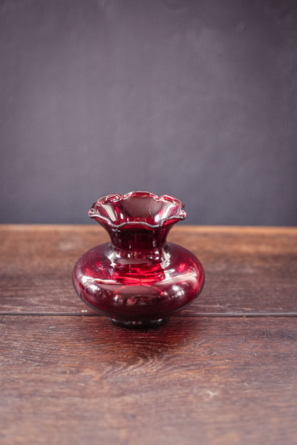 Red Ruffled Edge Glass Vase - Vintage Midcentury Bud Vase