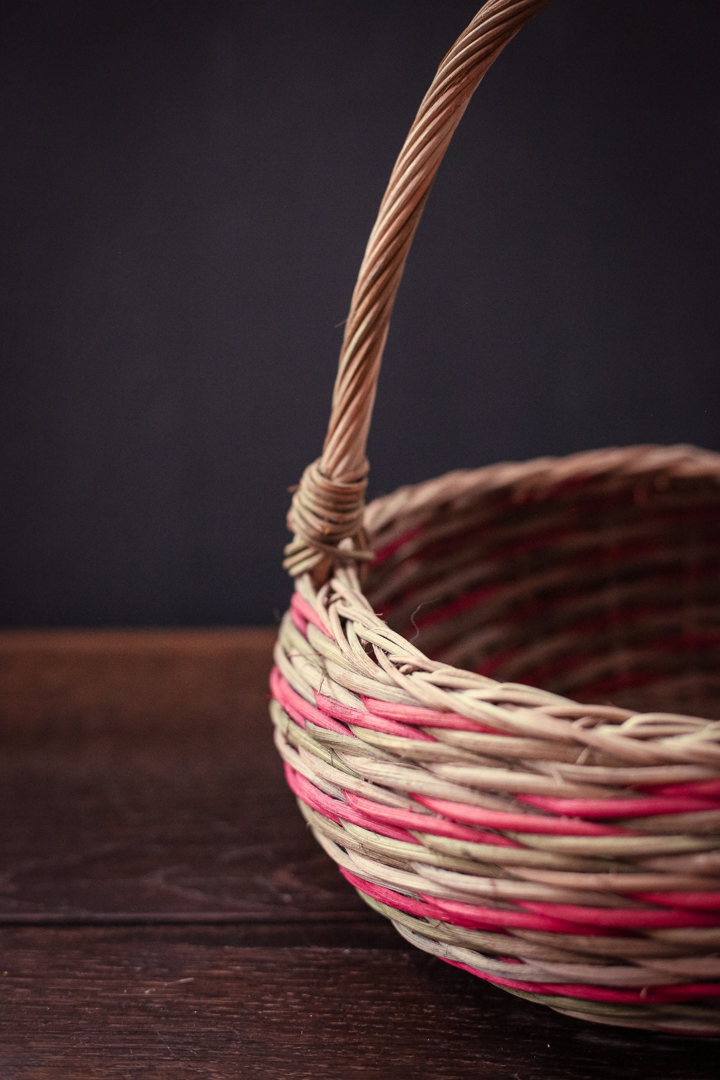 Multi-Color Round Wicker Basket with Handle - Vintage Holiday Decorative Wicker Basket