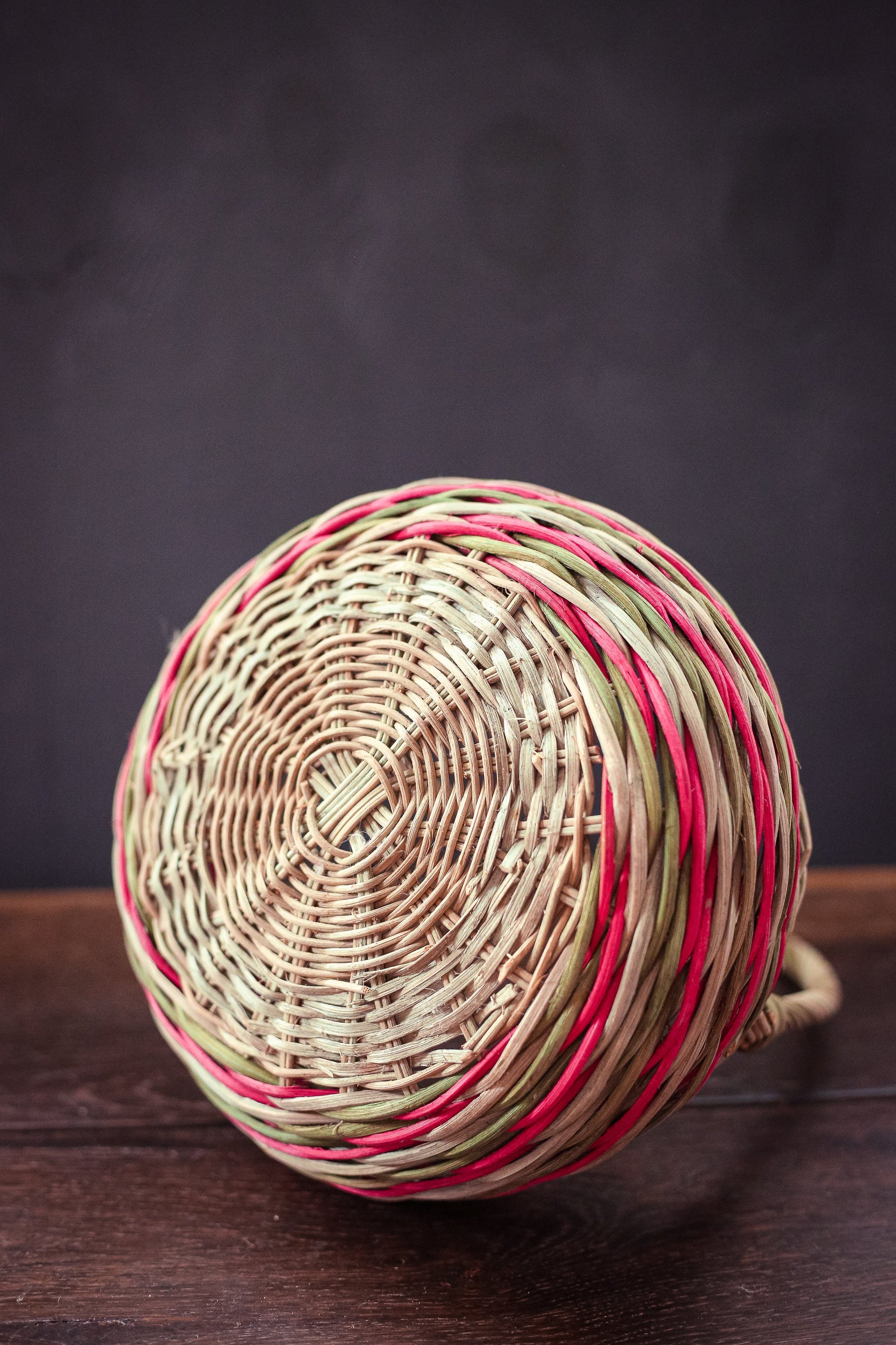 Multi-Color Round Wicker Basket with Handle - Vintage Holiday Decorative Wicker Basket