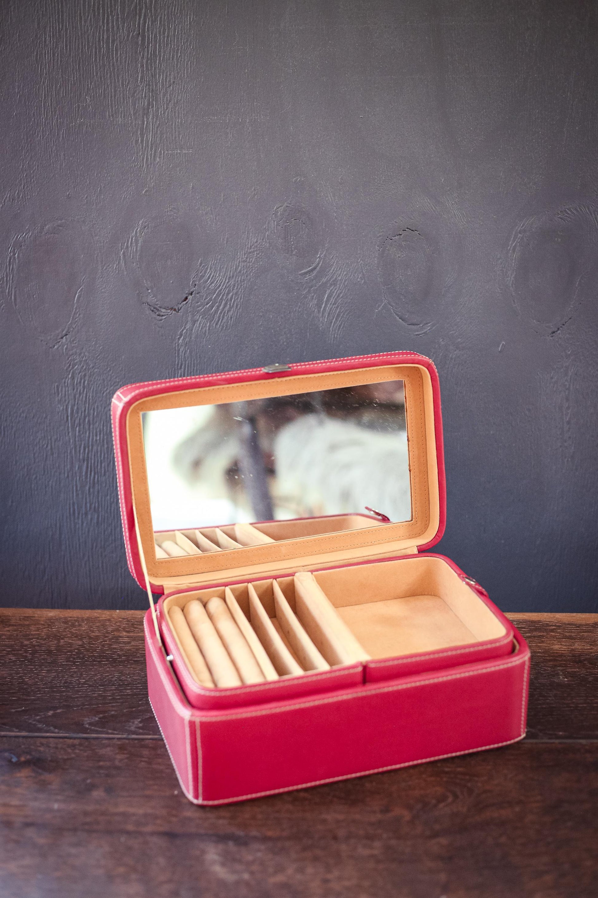 Fossil Red Leather Jewelry Box Set - Vintage Leather Travel Case *see description for condition