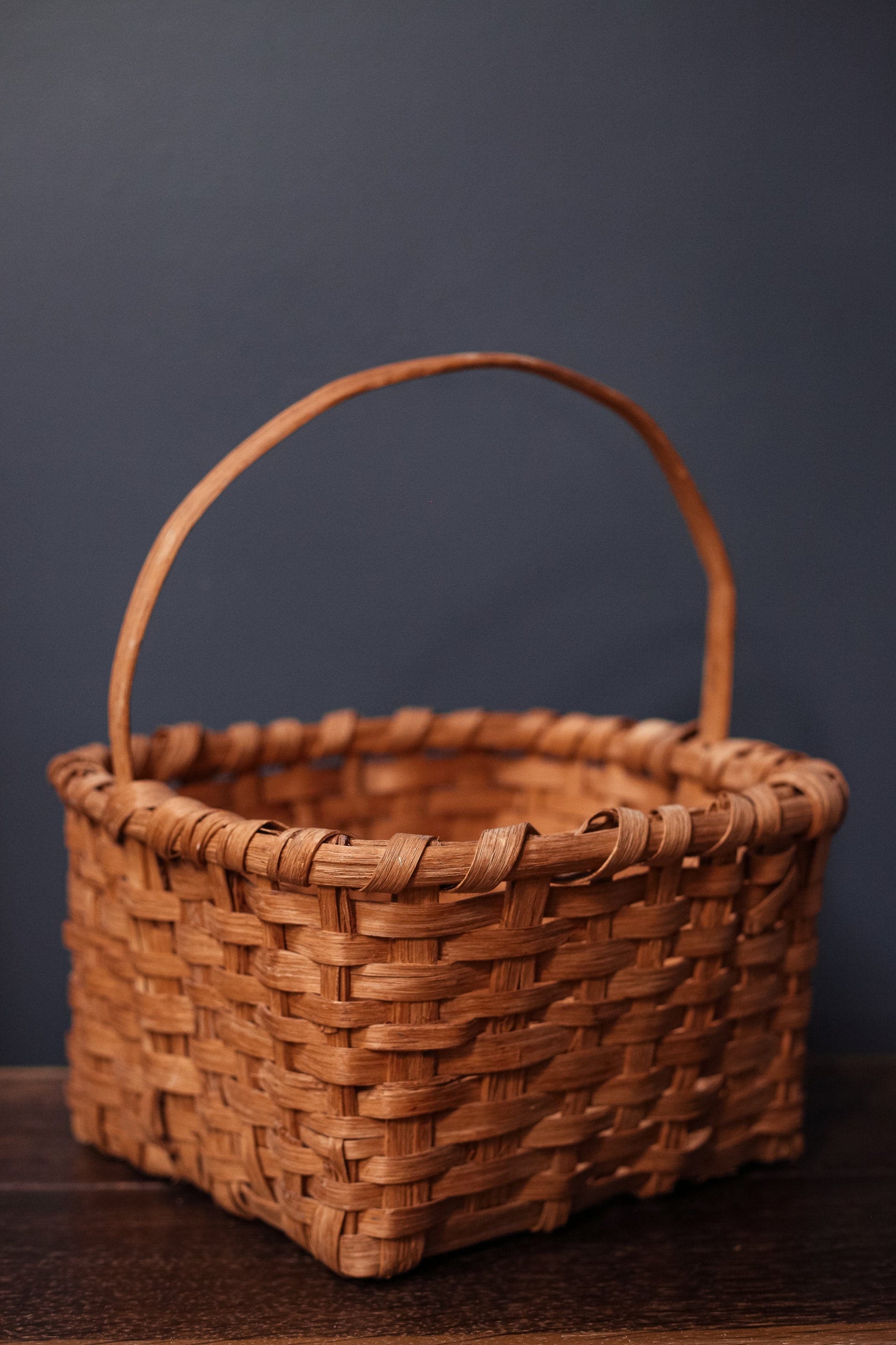 Square to Rounded Rectangle Flat Bottom Splint Wood Basket with Bent Wood Handle - Vintage Farmhouse Knitting/Gathering Basket