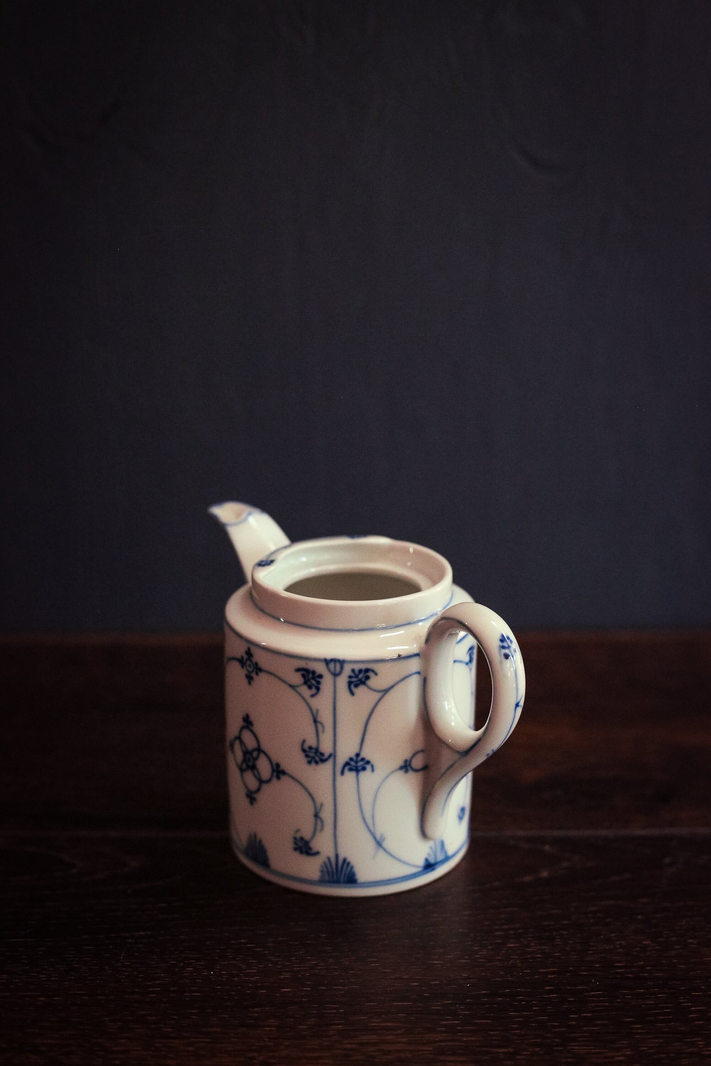 PK Silesia Blue & White Teapot - Antique Porzellanfabrik Königszelt Blue Strawflower India Blue Porcelain China