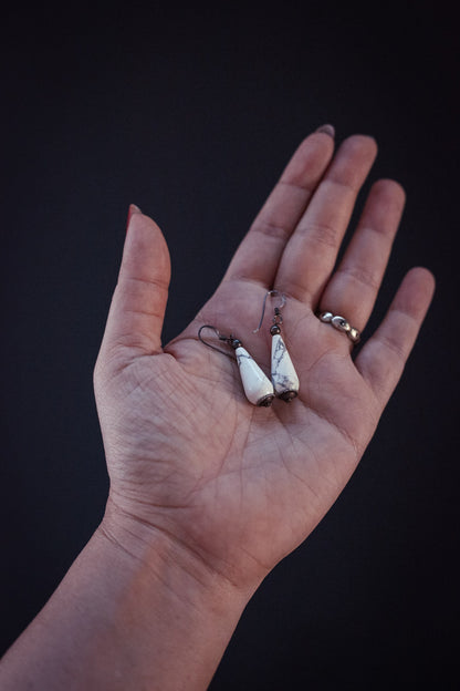 Howlite & Sterling Silver Teardrop Earrings with French Hook - Vintage White Sterling Silver Estate Earrings